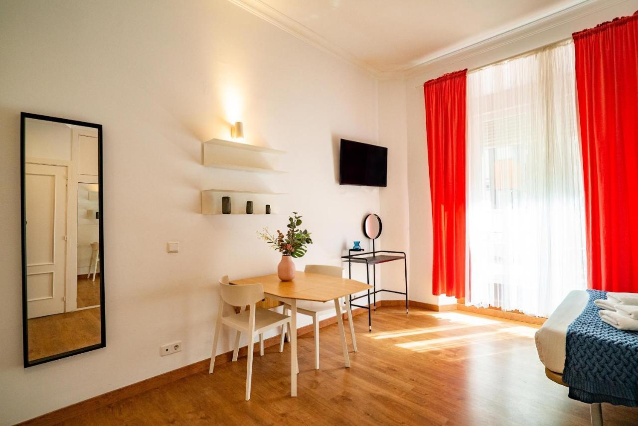 Smartr Madrid Gran Via 47 Aparthotel Luaran gambar