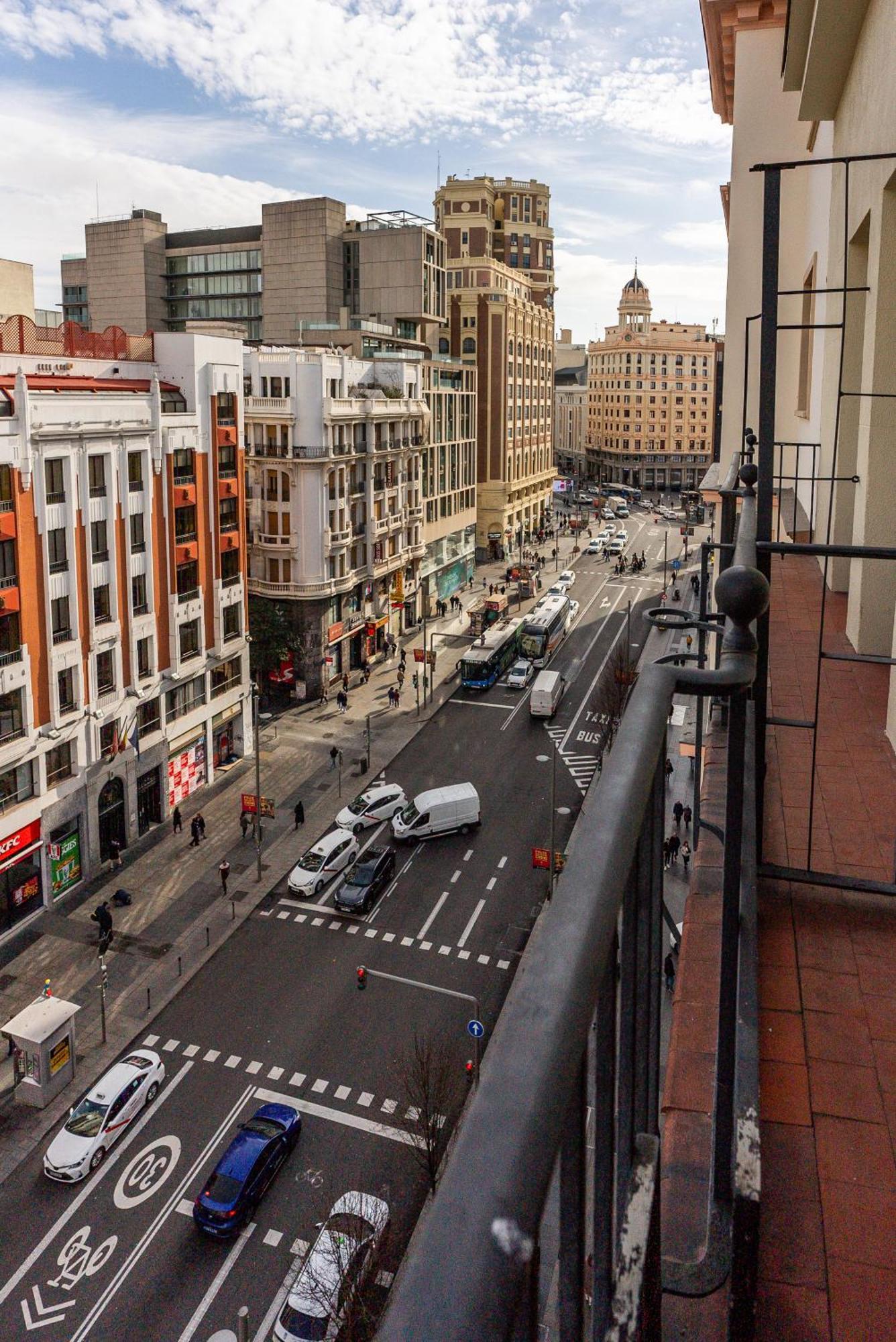 Smartr Madrid Gran Via 47 Aparthotel Luaran gambar