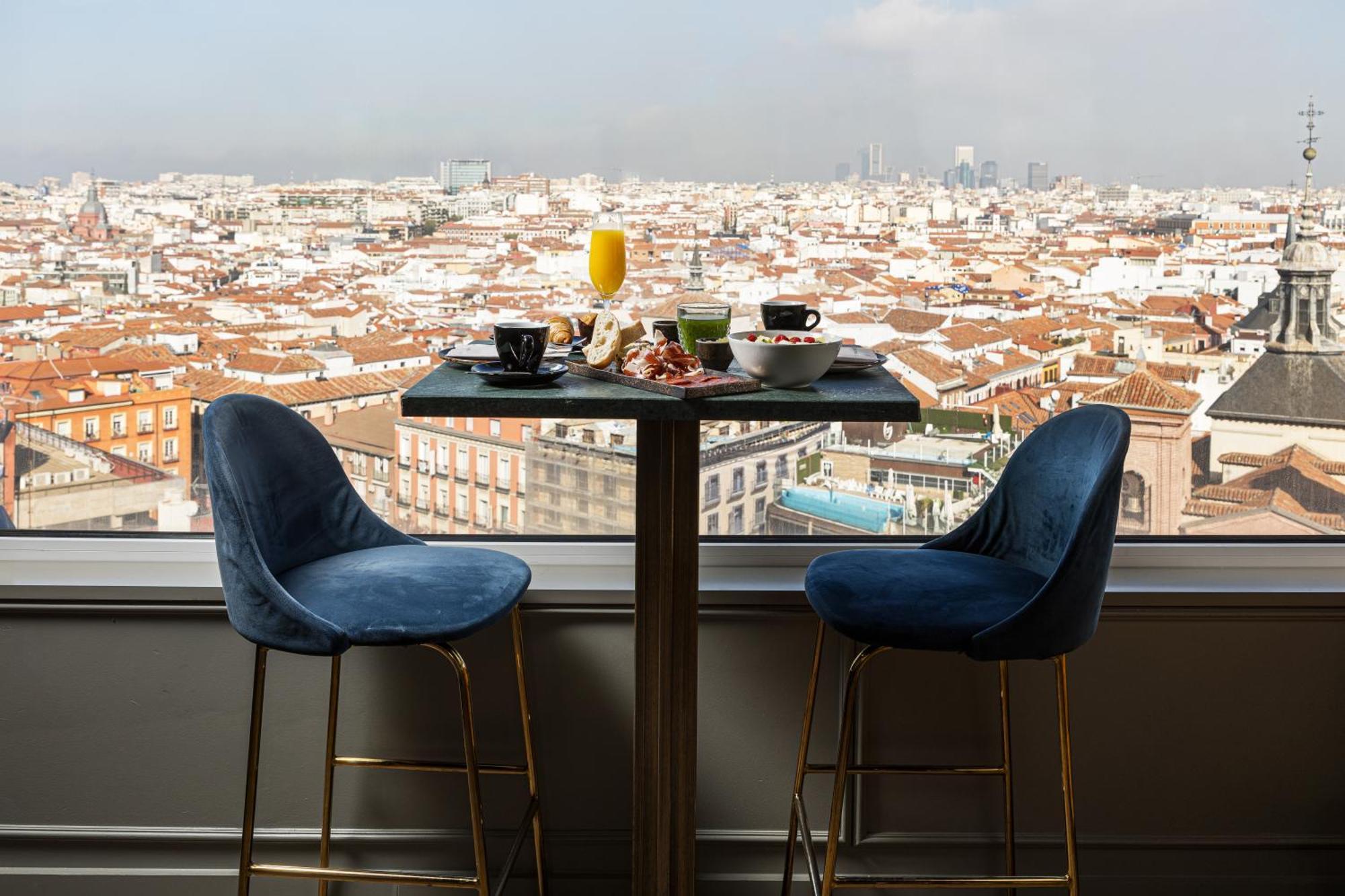 Smartr Madrid Gran Via 47 Apartment Luaran gambar